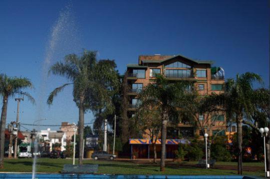Edificio Nicolas Y Marcelo Siry Posadas Luaran gambar