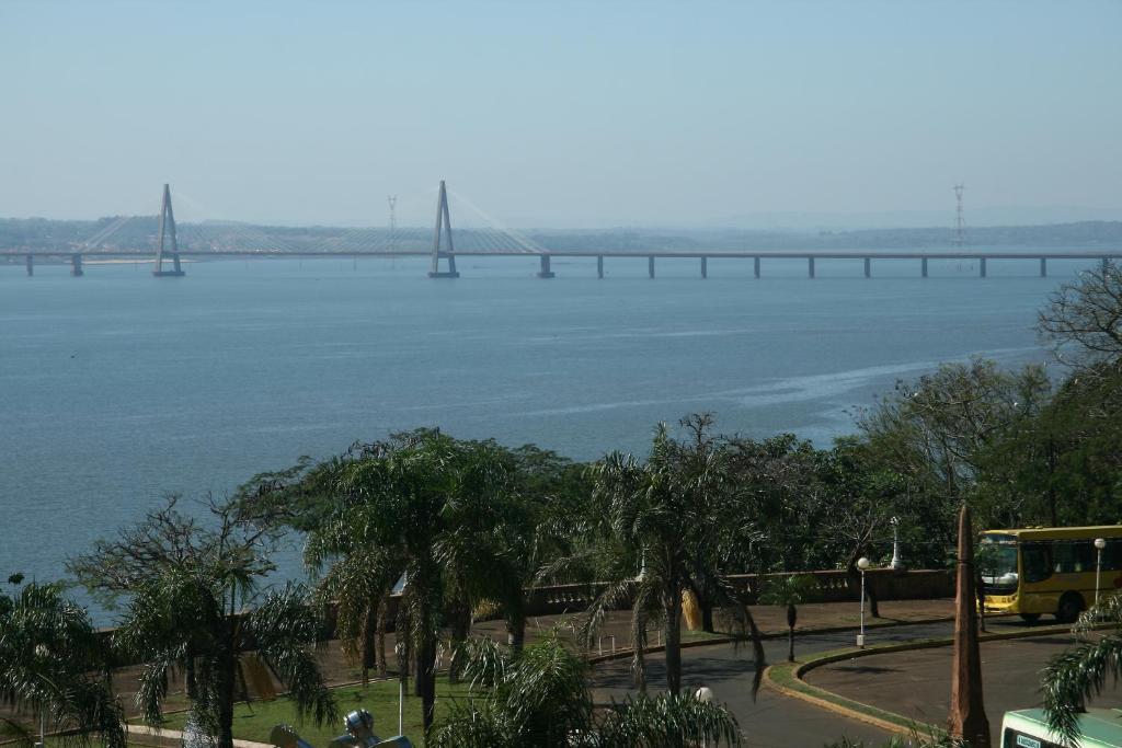 Edificio Nicolas Y Marcelo Siry Posadas Luaran gambar
