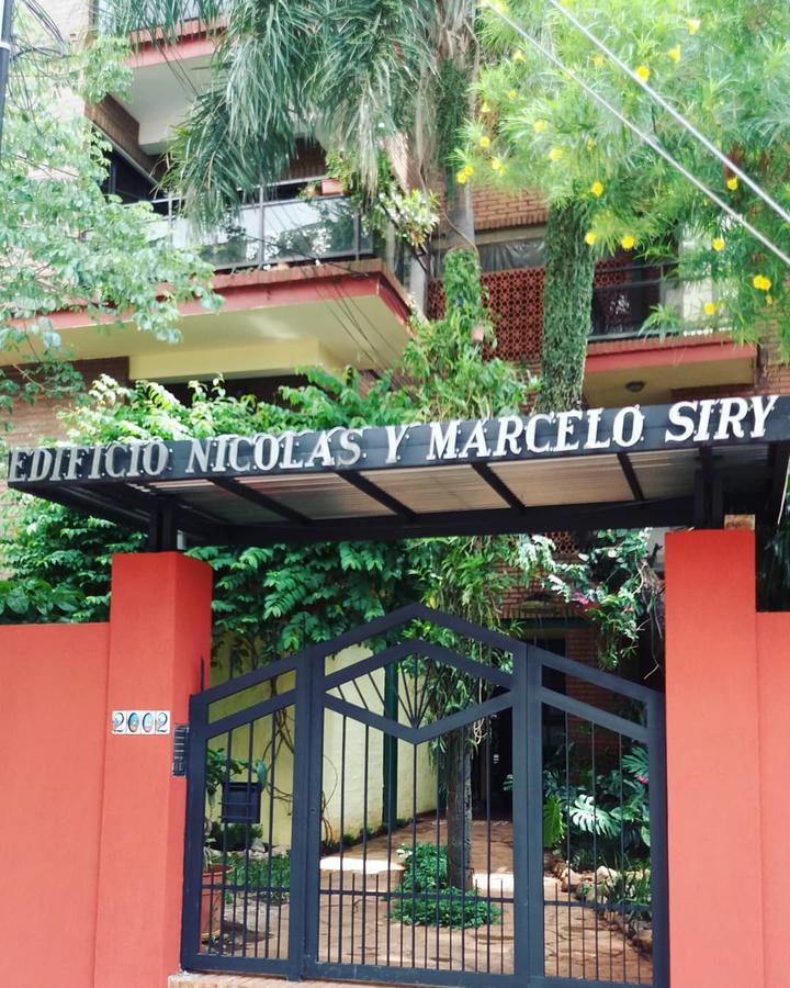 Edificio Nicolas Y Marcelo Siry Posadas Luaran gambar